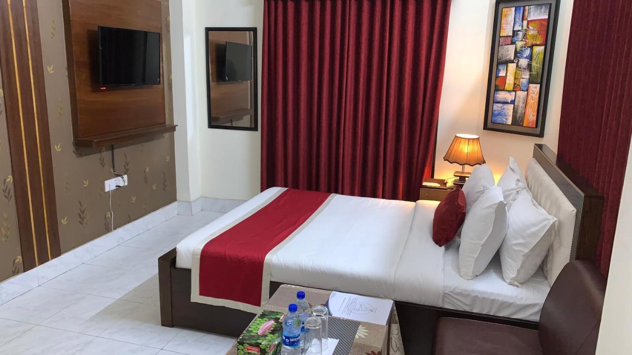 דאהקה Hotel Grand Circle Inn מראה חיצוני תמונה