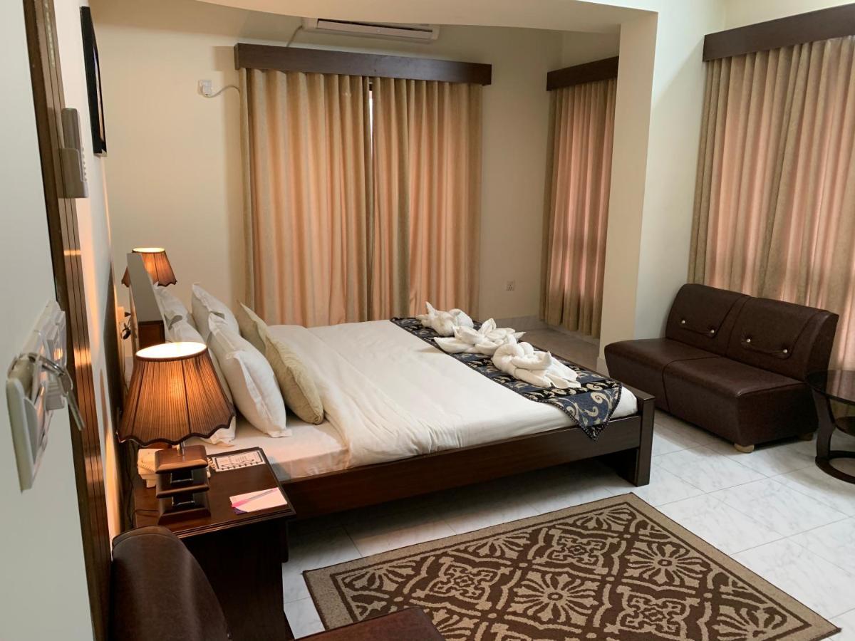 דאהקה Hotel Grand Circle Inn מראה חיצוני תמונה