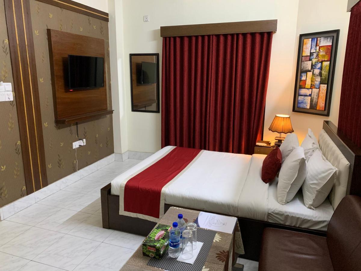 דאהקה Hotel Grand Circle Inn מראה חיצוני תמונה